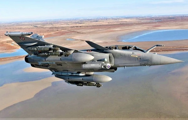 "Nghiến răng" mua sát thủ Rafale đắt cắt cổ, Ấn Độ có lí lẽ riêng!