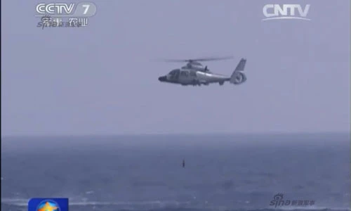 Trực thăng Z-9 Trung Quốc tập trận săn tàu ngầm