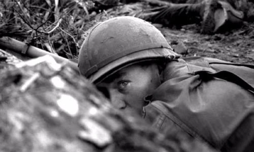 Vẻ mặt hoảng sợ, thất thần của lính Mỹ trong chiến tranh VN