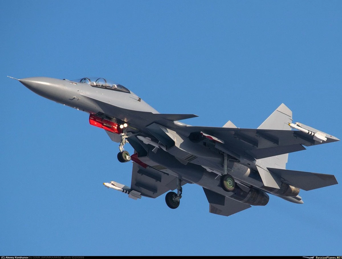 Tại sao Algeria từ chối máy bay Rafale của Pháp và ưu tiên Su-30MKA?