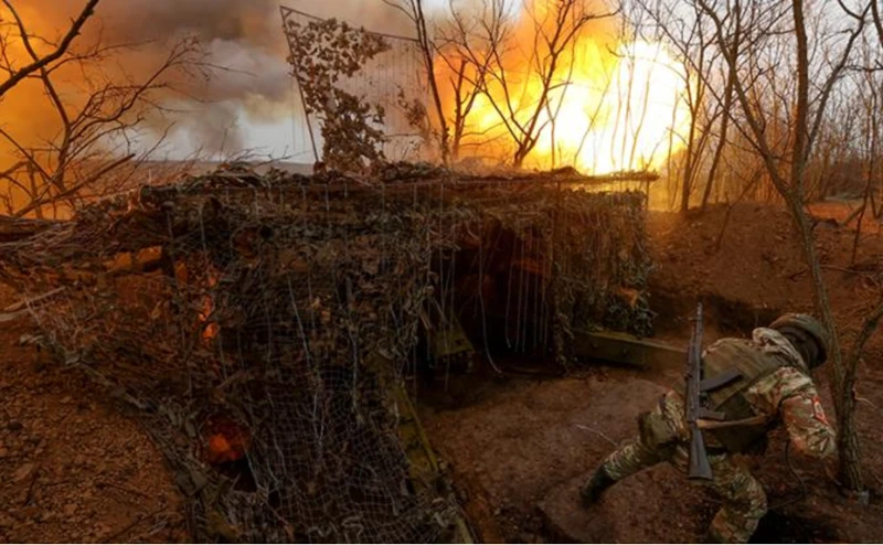 Ukraine rơi vào bẫy tử thần, quân Nga phát động phản công