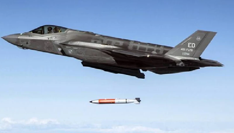 Pháp sẵn sàng dùng "lá chắn hạt nhân" bảo vệ châu Âu thay Mỹ