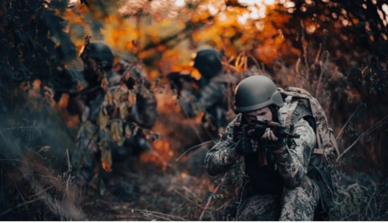 Nga - Ukraine sau 3 năm xung đột: Hai hoàn cảnh đối lập