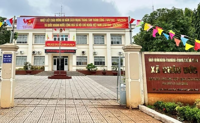 Trung tâm hành chính xã Châu Đức, TP HCM 11.jpg