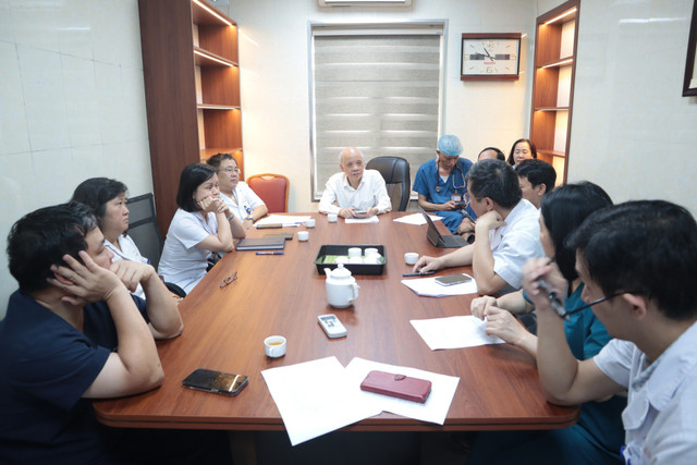 Hội chẩn toàn viện - Ảnh BVCC hien-tang-53.jpg