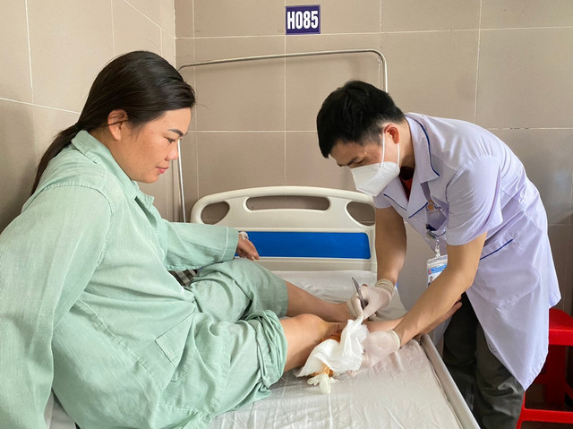 Gần 1 tháng tiếp nhận hơn 20 người bị chó cắn - Ảnh BVCC cho-can.jpg