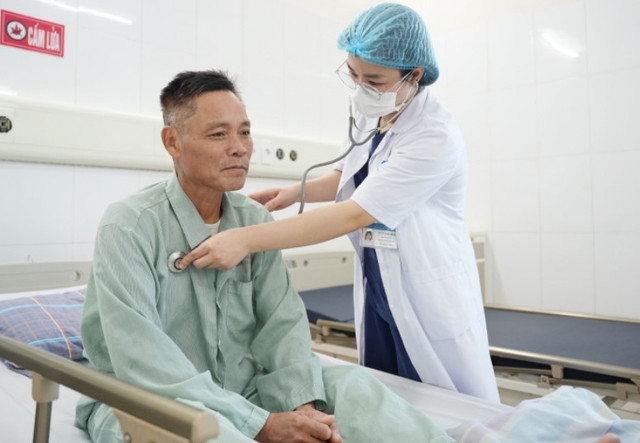 Sức khỏe bệnh nhân phục hồi tốt sau quá trình điều trị hậu can thiệp tại Khoa Hồi sức tích cực ung bướu - Ảnh BVCC anh-chup-man-hinh-2025-07-28-171620.jpg