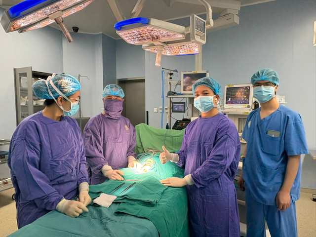 Một ca phẫu thuật vùi dương vật tại Bệnh viện TWQĐ 108. vui-duong-vat-2.jpg