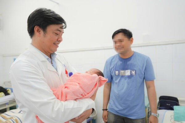 Sản phụ đã sinh con an toàn - Ảnh BVCC san-phu-2.jpg