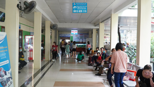 Virus Adeno dễ lây lan qua đường hô hấp - Ảnh BVCC virus-a2.jpg