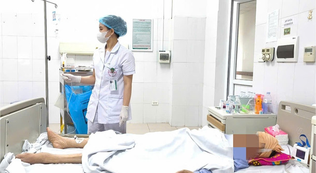 Chăm sóc bệnh nhân tại bệnh viện - Ảnh BVCC dau-zona-2.jpg