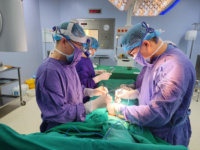 Ca phẫu thuật bệnh nam khoa tại Bệnh viện Trung ương Quân đội 108 - Ảnh BVCC gian-tinh-mach-tinh.jpg