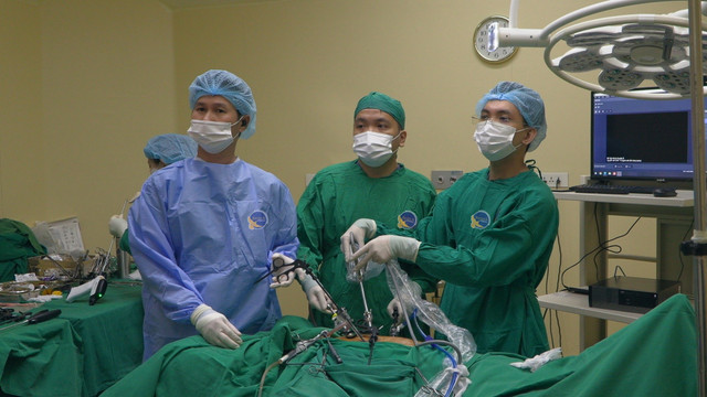 Nội soi phẫu thuật ung thư đại tràng cho bệnh nhân - Ảnh BVCC u-dai-trang-mau.jpg