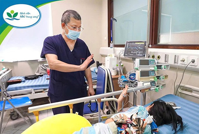 Một trái tim bé nhỏ đã được hồi sinh - Ảnh BVCC cuu-song-be-gai-11-tuoi-viem-co-tim-2.jpg