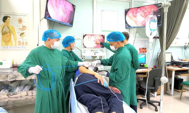 Ca nội soi cho bệnh nhân - Ảnh BVCC da-day-2.jpg