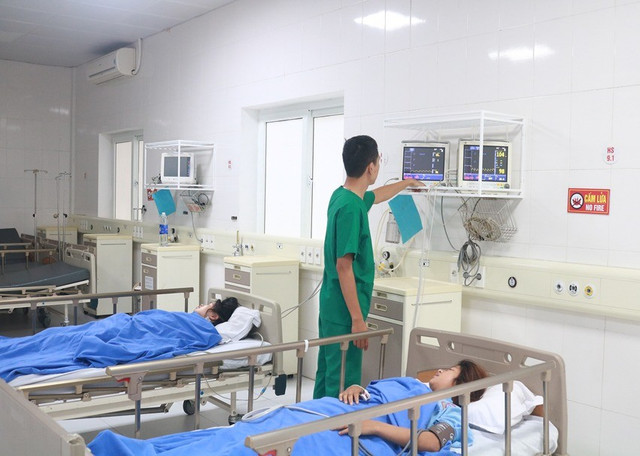 Sau hậu phẫu, cả hai bệnh nhân đều dần ổn định - Ảnh BVCC cang-bao-1.jpg