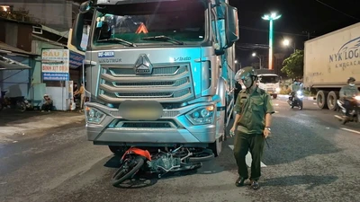Đồng Tháp: Xe tải cuốn xe máy, một người tử vong tại chỗ