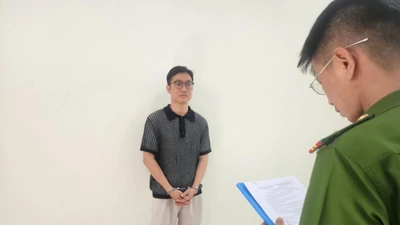 Đà Nẵng: Bắt thanh niên dùng ảnh nóng cưỡng dâm người yêu cũ