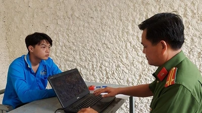 Đồng Tháp: Bắt giữ thiếu niên cướp giật 63 triệu đồng tại tiệm vàng
