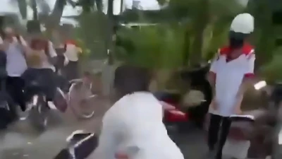 Xác minh vụ nữ sinh lớp 8 bị nhóm bạn đánh hội đồng ở An Giang