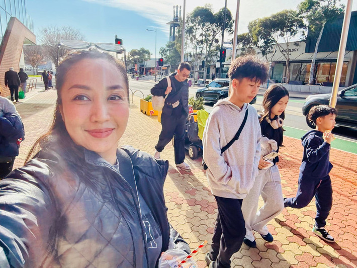 Ốc Thanh Vân đưa các con sang Australia nghỉ hè. Ảnh: FB Ốc Thanh Vân