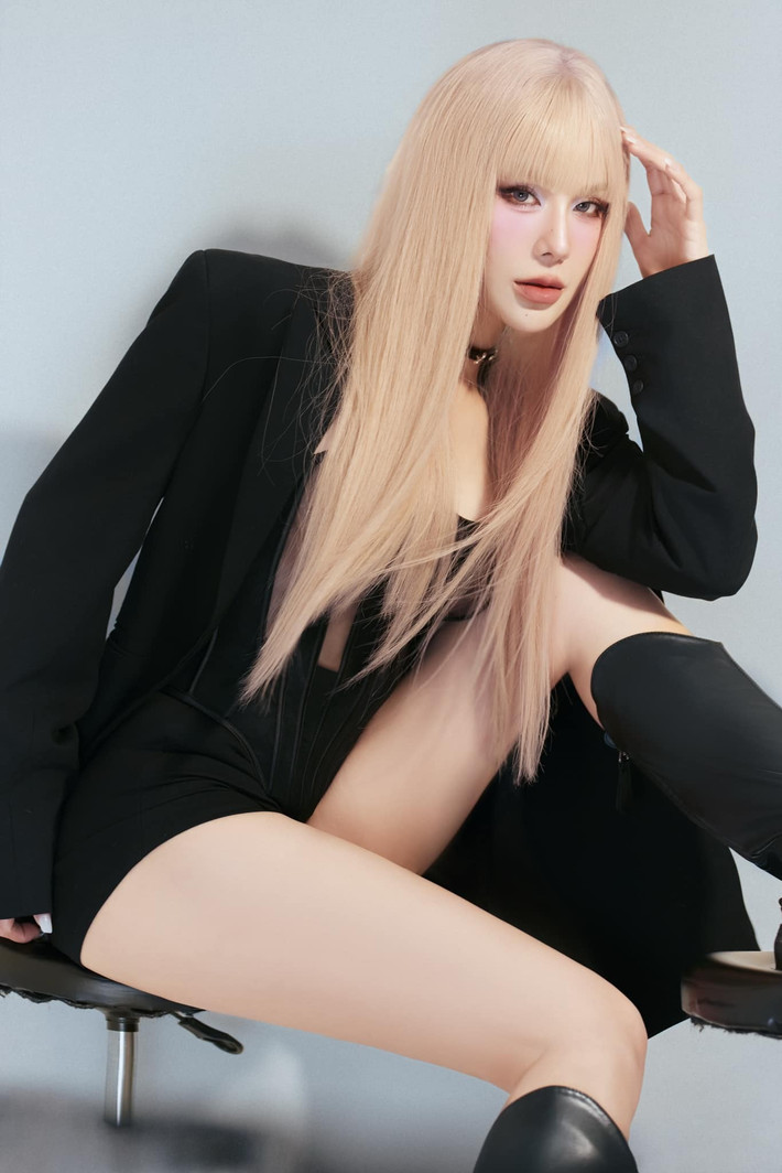 Diệp Lâm Anh đánh dấu sự trở lại showbiz thông qua chương trình Chị đẹp đạp gió rẽ sóng 2023. Ảnh: FB Diệp Lâm Anh