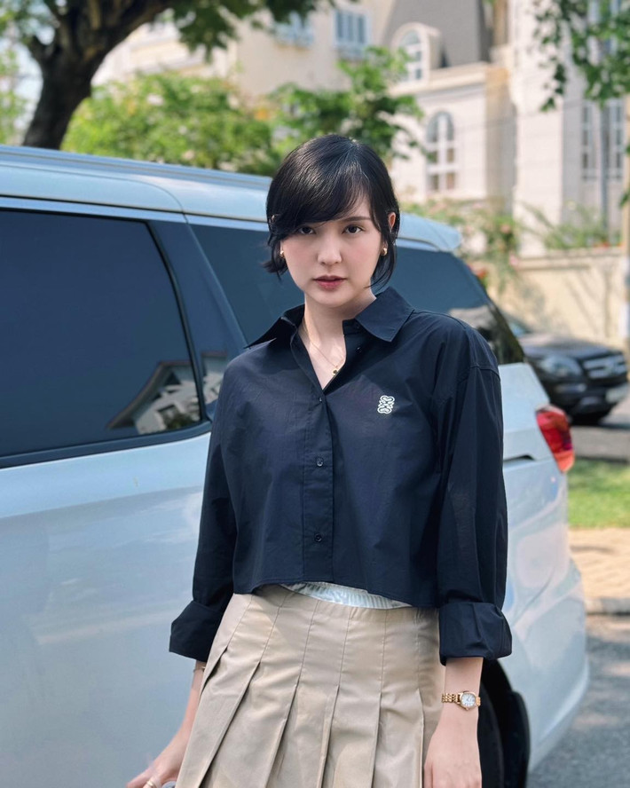 Hình ảnh "nàng thơ" yểu điệu thục nữ dường như đã lùi vào quá khứ, nhường chỗ cho một Hải Tú năng động, cá tính và "chất" hơn. Ảnh: FB Hải Tú