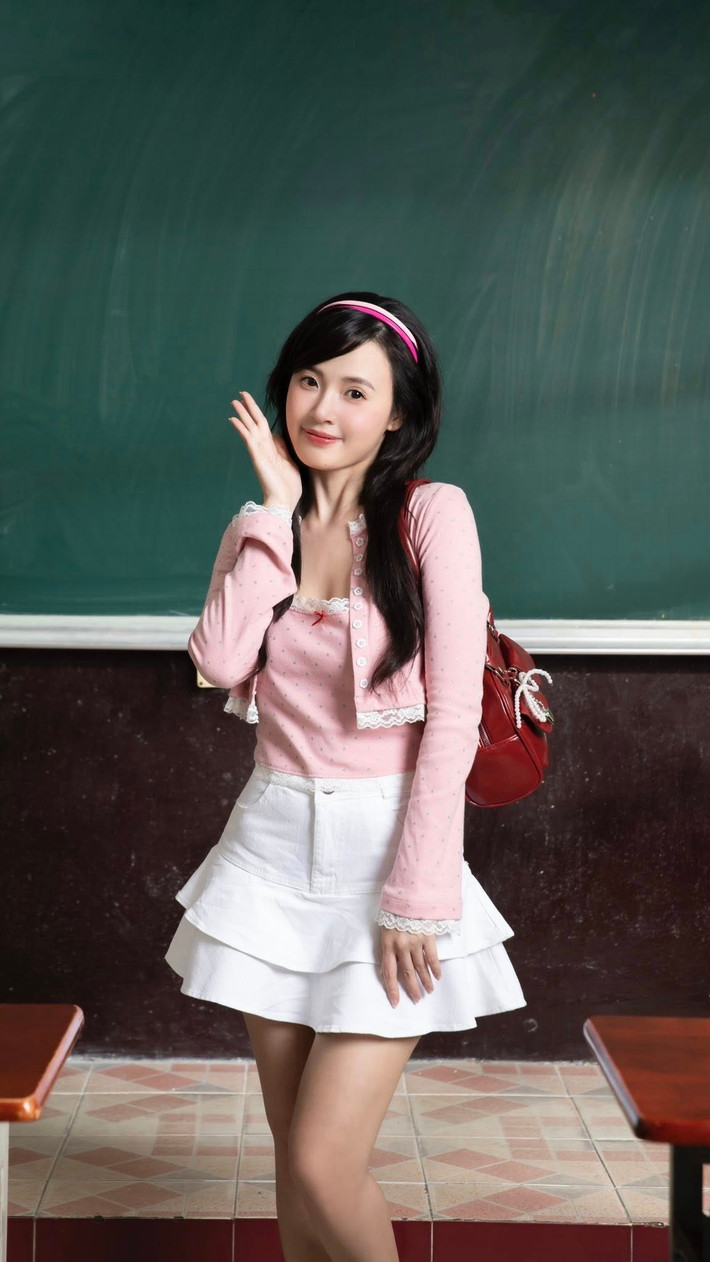 Tin tức sao Việt 16/6: Midu bất ngờ hồi teen, tiết lộ đây là tạo hình trong một bộ phim. Ảnh: FB Đặng Thị Mỹ Dung