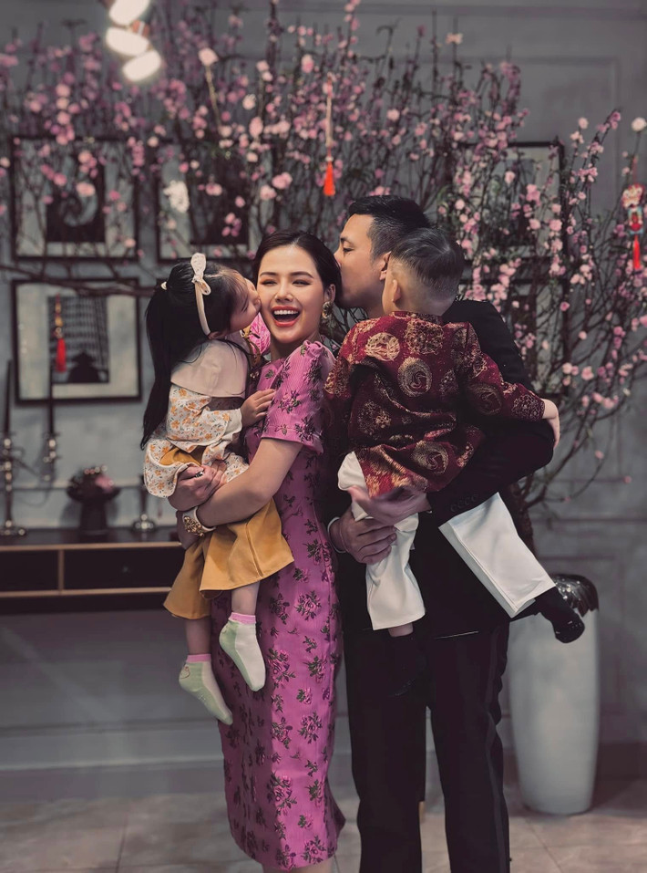Phanh Lee, tên thật là Lê Phương Anh, từng là một hot girl nổi tiếng và góp mặt trong nhiều bộ phim truyền hình được yêu thích. Ảnh: FB Phương Anh Lê