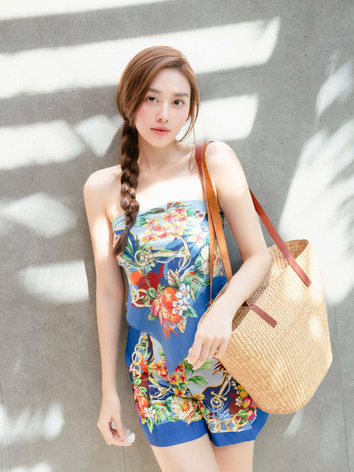 Nhiều khán giả từng gọi cô với những danh xưng mỹ miều như "thần tiên tỷ tỷ", "tiên tử",... Ảnh: FB Nguyễn Tường San