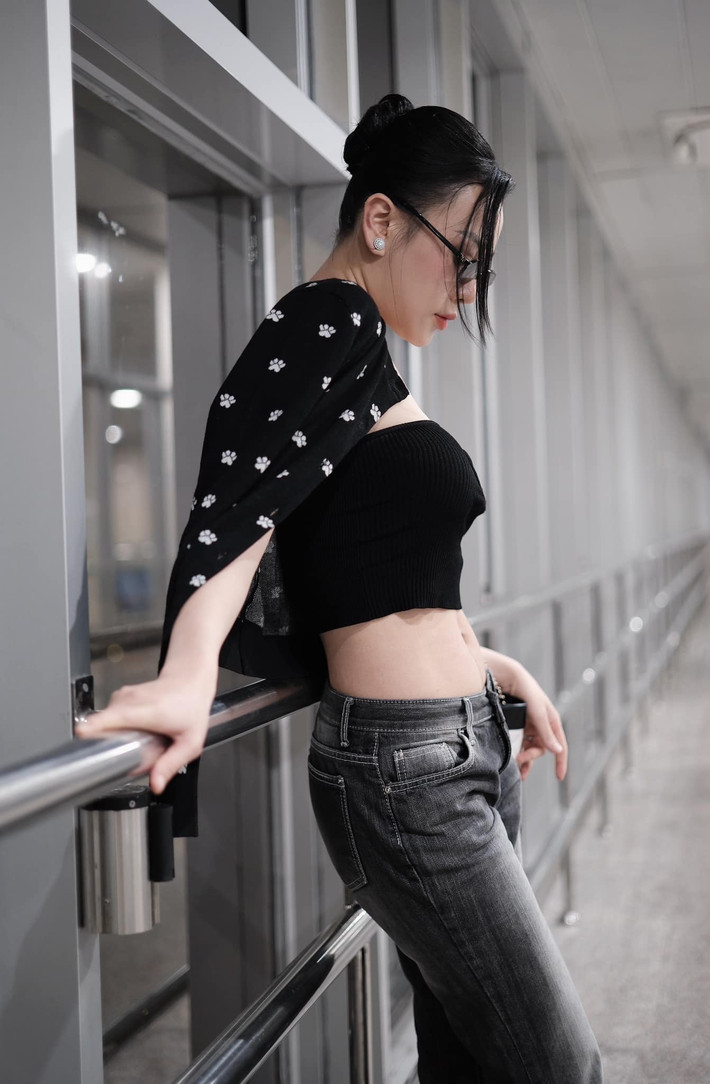 Diễn viên cho biết cô hiện gầy hơn thời trước khi mang bầu cặp song sinh Jimmy - Jenny. Ảnh: FB Đỗ Phương Oanh