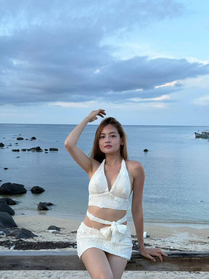 Nhiều người hâm mộ không ngớt lời khen ngợi vẻ đẹp hình thể và sự táo bạo của Thùy Anh. Ảnh: FB Thuỳ Anh