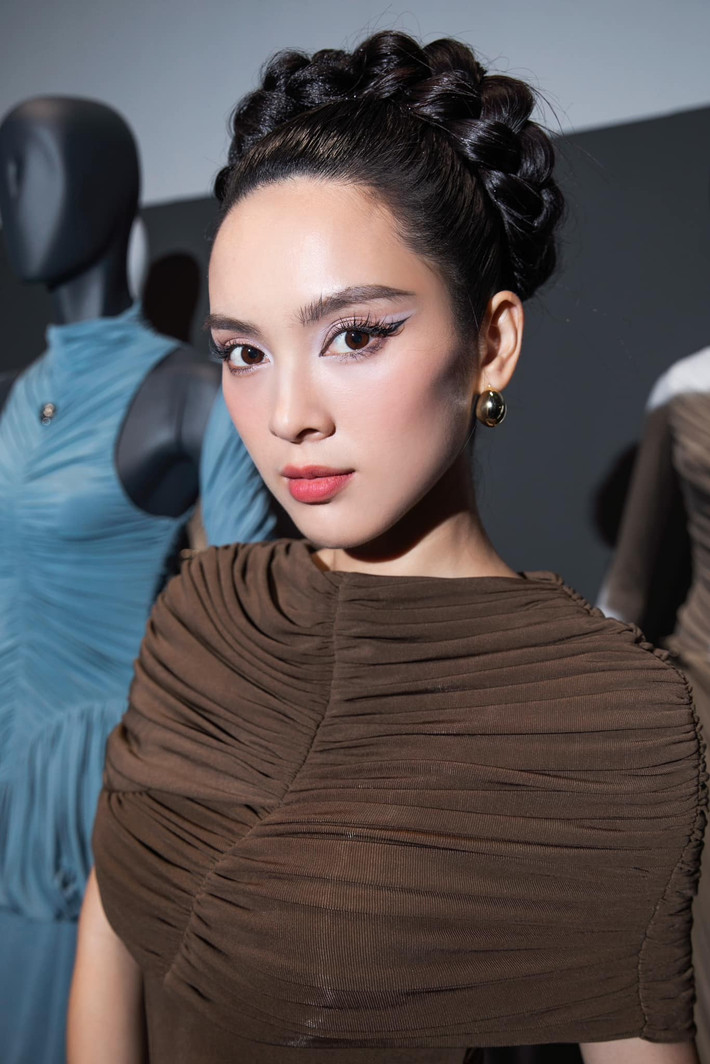 Sau lễ ăn hỏi với chồng thiếu gia, Quỳnh Lương và Tiến Phát chăm chỉ cập nhật cuộc sống hạnh phúc, bình yên. Ảnh: FB Lương Quỳnh