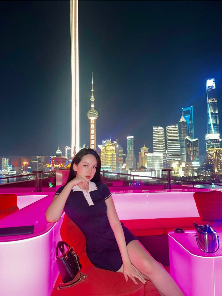 Dù được dự đoán là cái tên tiềm năng cho ngôi vị cao nhất, cô gái quê Đồng Nai chỉ dừng chân ở Top 5 chung cuộc và Người có làn da đẹp nhất.
