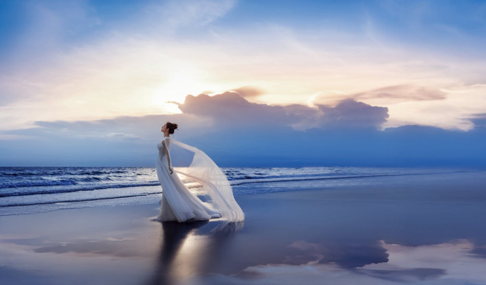 Điều khiến nhiều người ngưỡng mộ hơn cả chính là sắc vóc của Vân Trang sau khi đã làm mẹ của 4 người con – 3 gái và 1 trai.