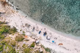 Bãi Thùng tọa độ camping '4 không' hoang sơ bên cung đường Vĩnh Hy
