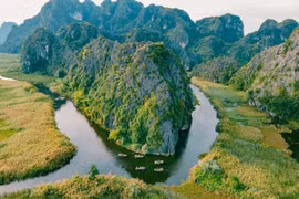 Đầm Vân Long "vịnh không sóng" bình yên giữa lòng Ninh Bình