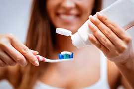Nên đánh răng vào lúc nào buổi sáng để răng chắc khỏe, hơi thở thơm mát?