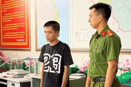 Vừa ra tù lại tiếp tục bị bắt khi tàng trữ ma tuý
