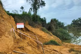 Phát hiện bom 'khủng' ở Hà Tĩnh