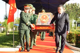 Xúc động Lễ truy điệu, an táng 25 hài cốt liệt sĩ ở Khánh Hoà