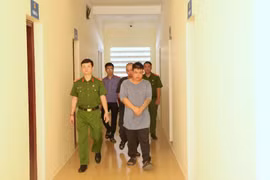 Bắt giữ 2 đối tượng giả danh phóng viên cưỡng đoạt tài sản