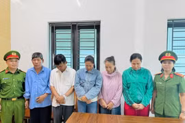 Khởi tố 5 đối tượng đánh bạc tại nhà riêng ở Hà Tĩnh