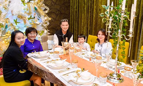 Điều ít biết về những người thân của Đàm Vĩnh Hưng