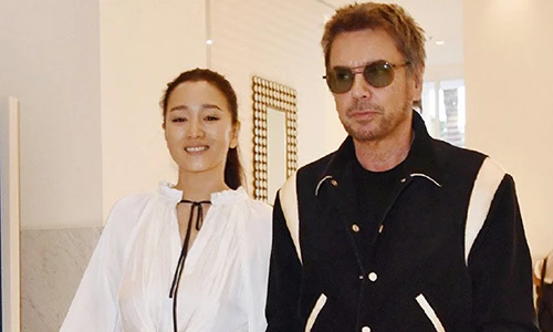 Chân dung ông xã 72 tuổi của minh tinh Củng Lợi