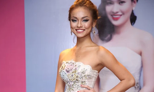 Học trò Hồ Ngọc Hà, Lan Khuê đắt show nhờ The Face