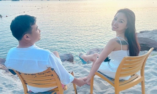 Vân Hugo tình tứ bên chồng doanh nhân trước đám cưới