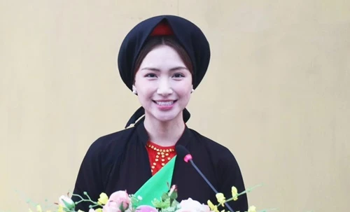 Đầu năm 2025 thành công rực rỡ của Hòa Minzy