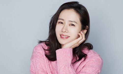 Chết mê nhan sắc “Chị đẹp” Son Ye Jin trẻ mãi không già