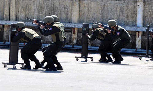 Ảnh: Diễn tập chống khủng bố ở nhà máy lọc dầu Dung Quất